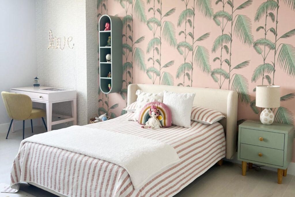 Remodel interior design Girl Bedroom